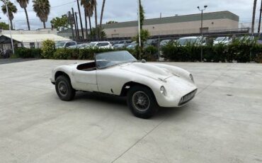 Ferrari-corvette-1959-white-6