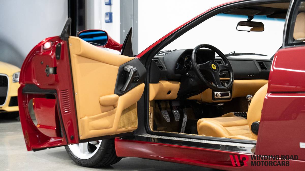 Ferrari-f355-1995-red-2
