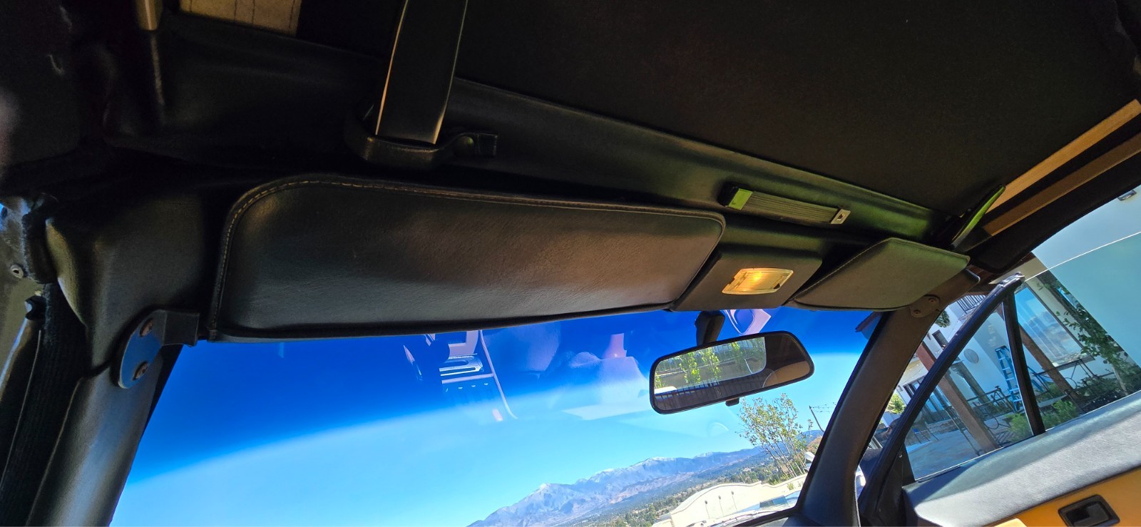 Ferrari-mondial-t-1989-Convertible-14