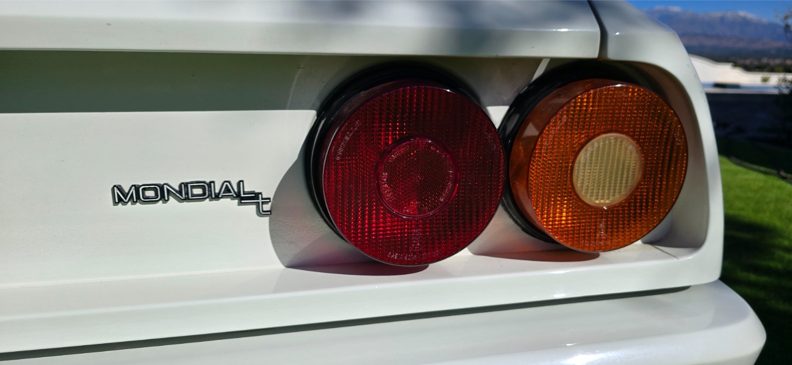 Ferrari-mondial-t-1989-Convertible-15