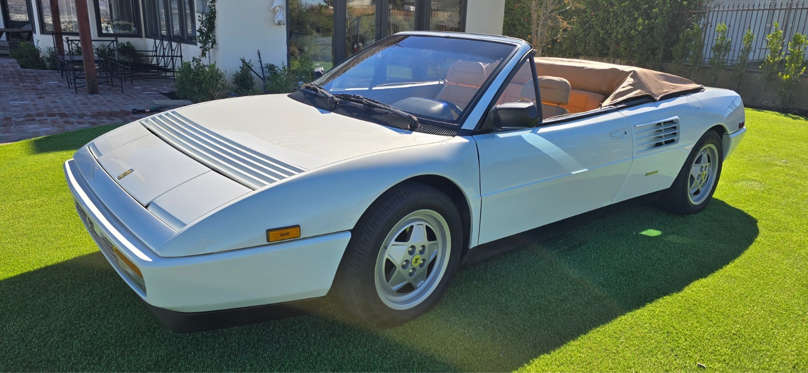 Ferrari-mondial-t-1989-Convertible-2