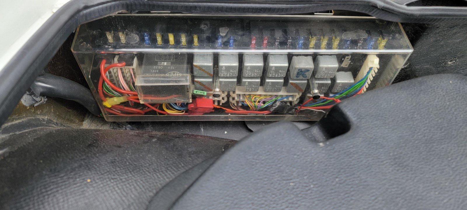 Ferrari-mondial-t-1989-Convertible-27