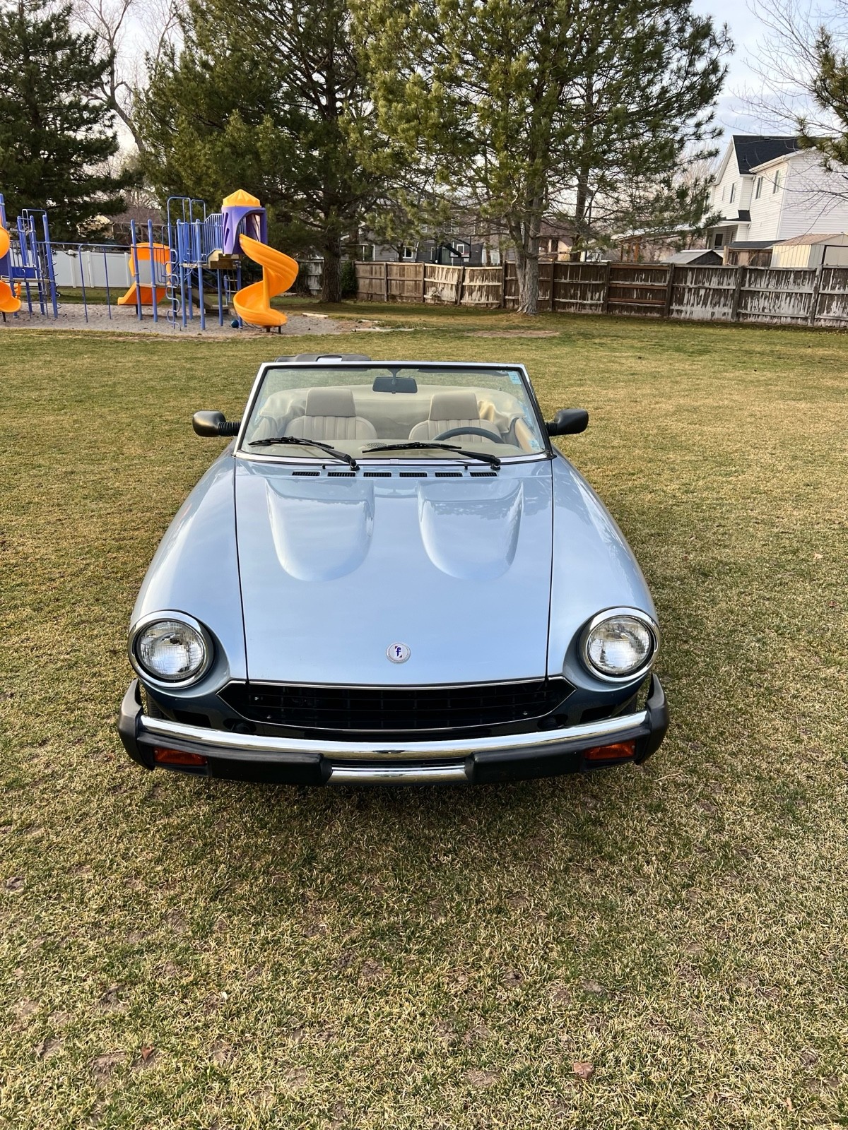 Fiat-124-Spider-1983-1