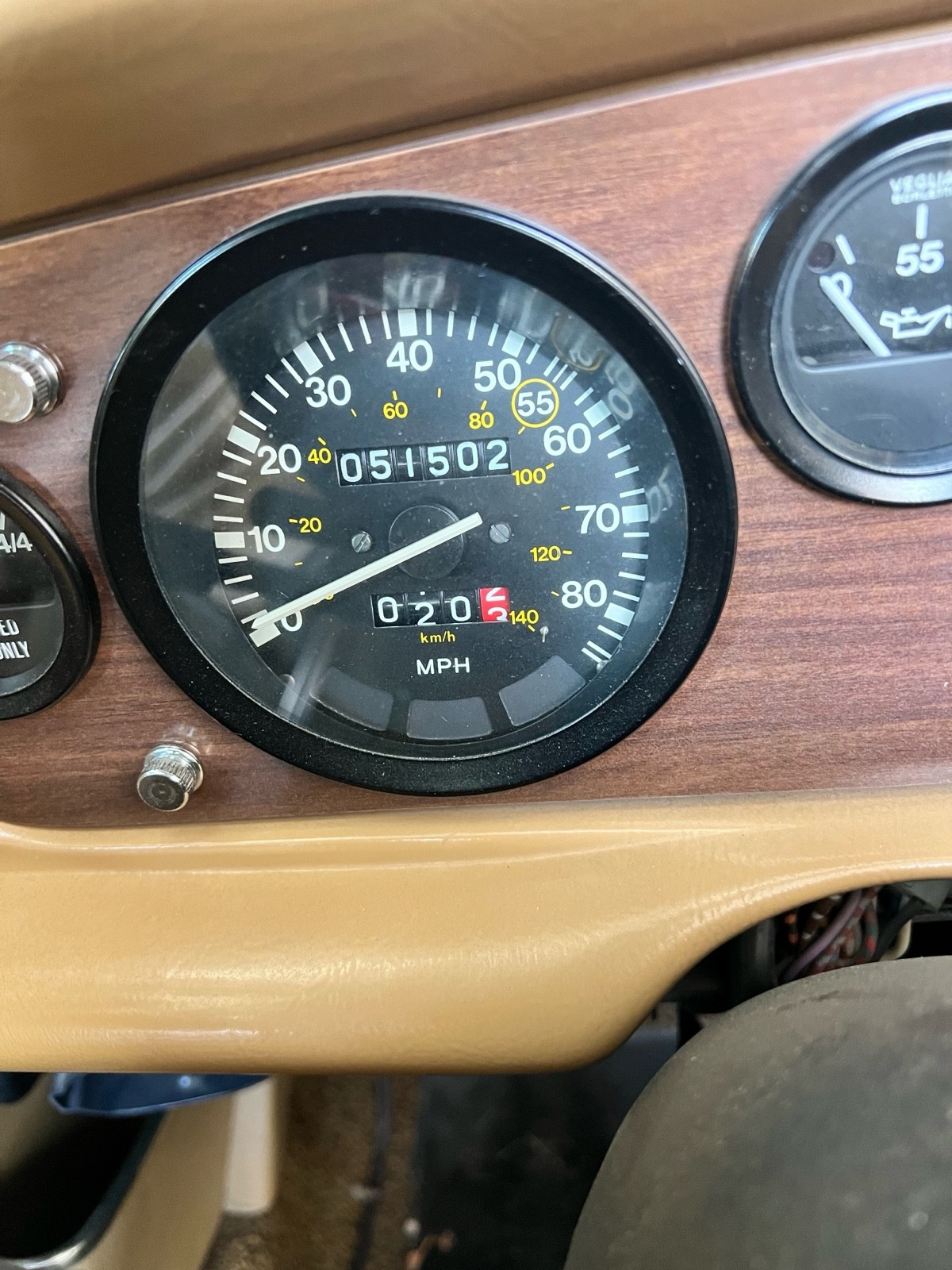 Fiat-124-Spider-1983-19