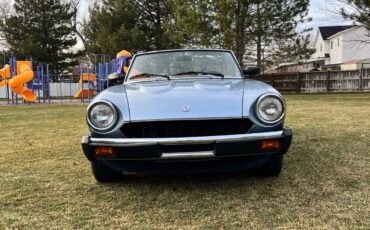 Fiat-124-Spider-1983-4