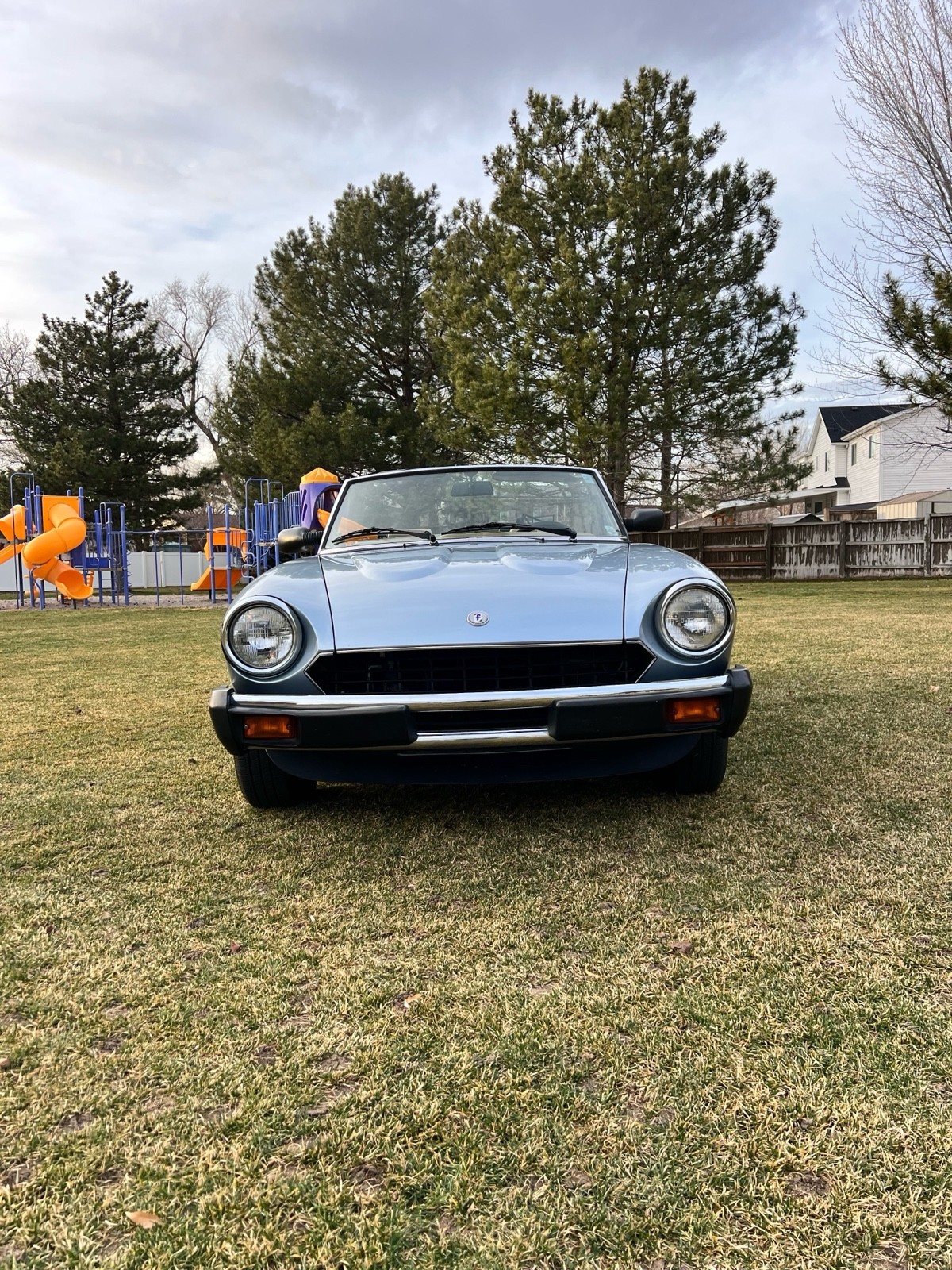 Fiat-124-Spider-1983-4