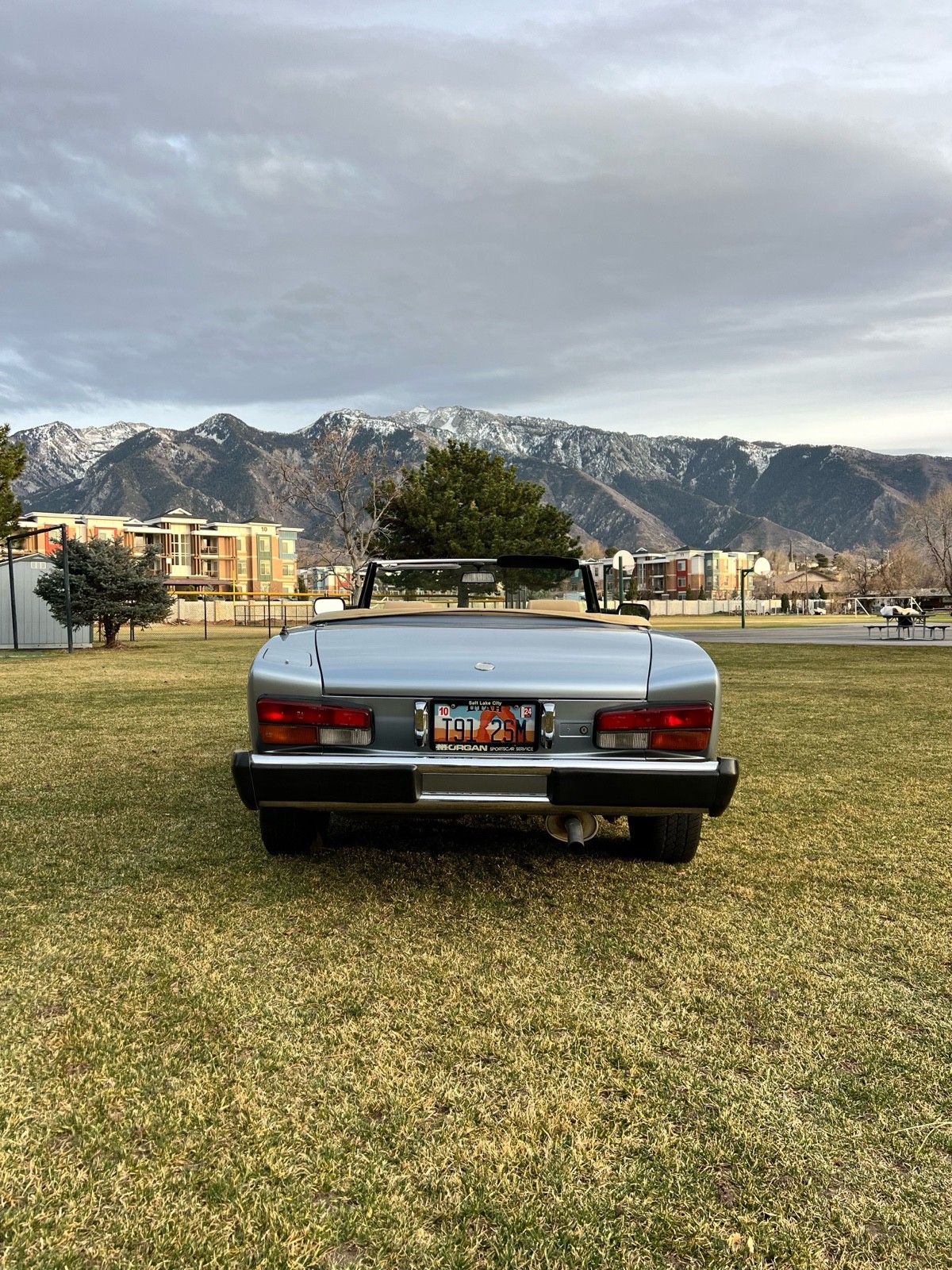 Fiat-124-Spider-1983-9