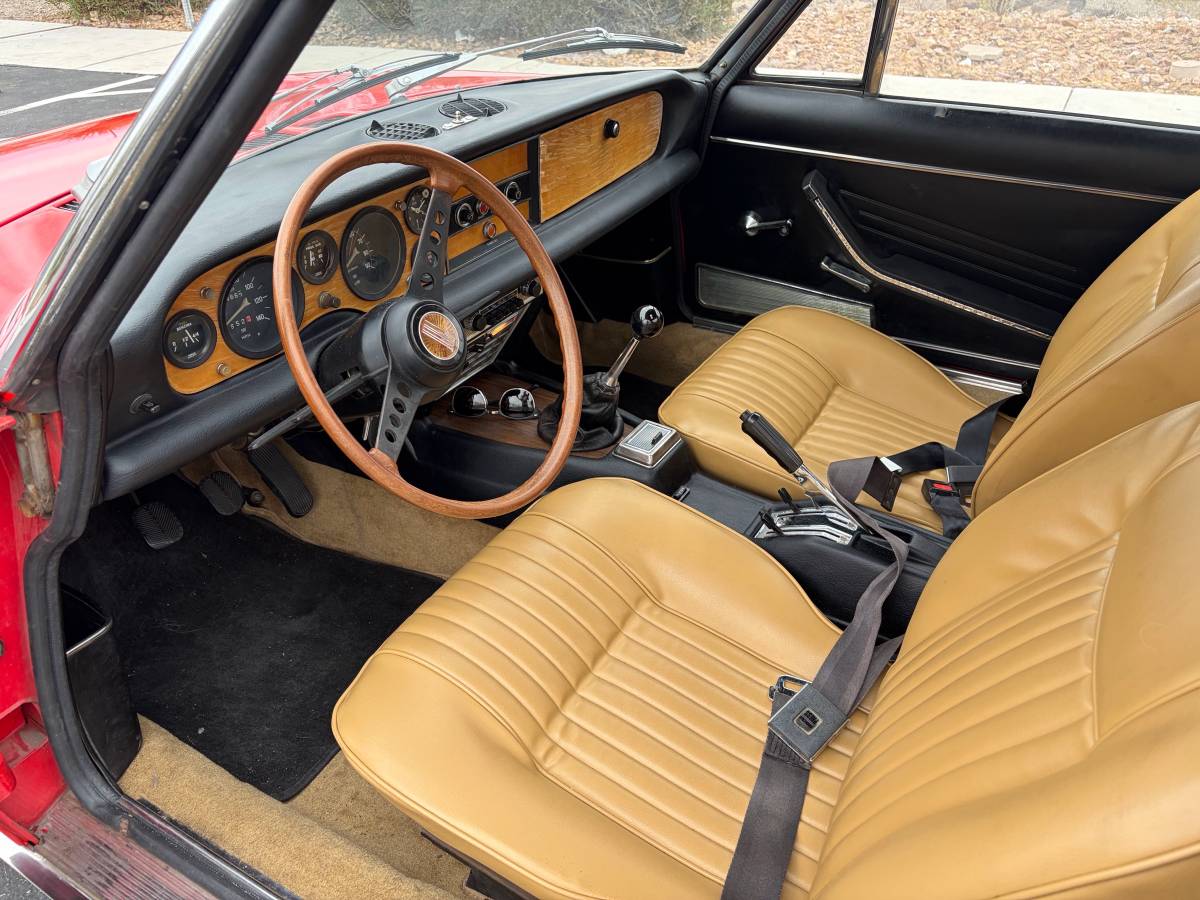 Fiat-124-spider-1971-red-12