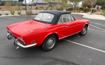 Fiat-124-spider-1971-red-4