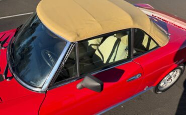 Fiat-124-spider-1982-red-10