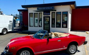 Fiat-124-spider-1982-red