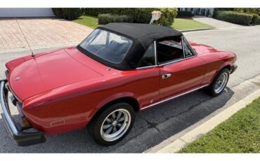 Fiat-124-spider-2000-1980-Red-Black-11