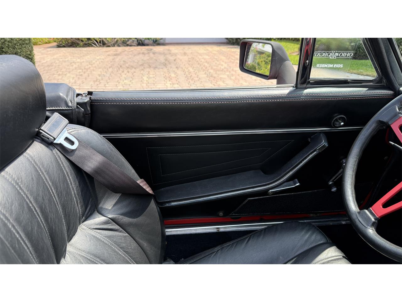 Fiat-124-spider-2000-1980-Red-Black-13