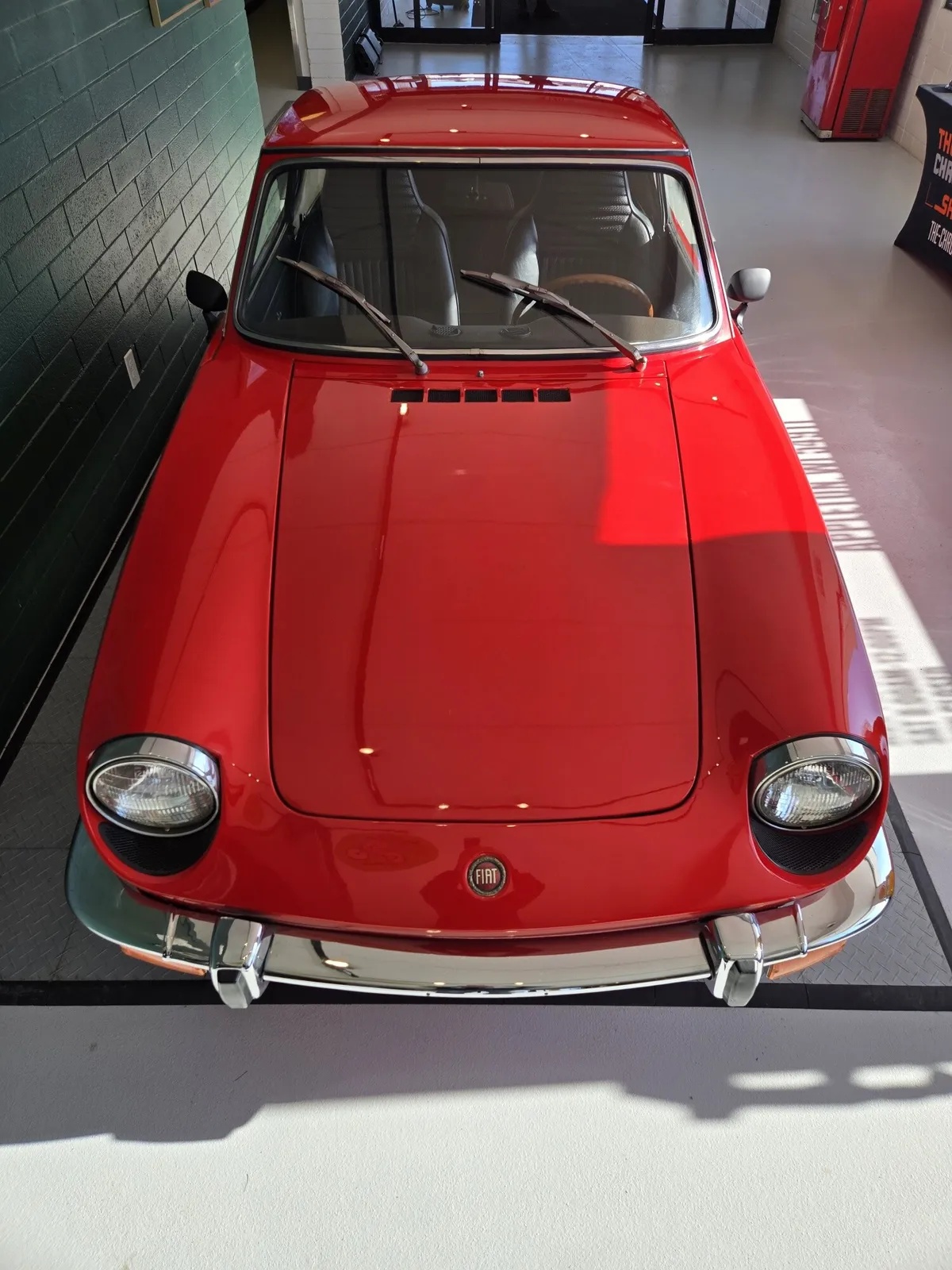 Fiat-850-1971-Red-Black-6