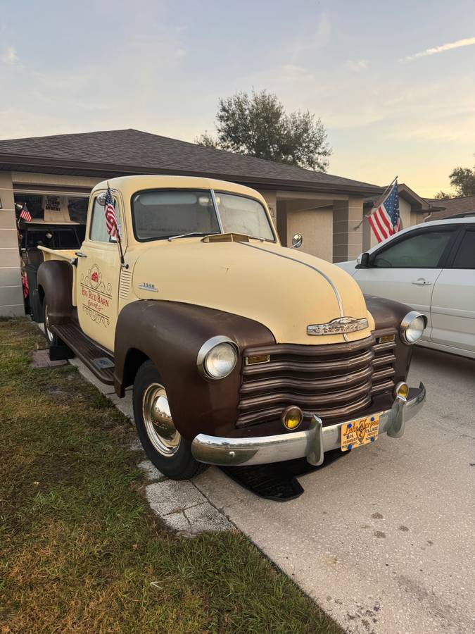 Five-window-three-quarter-ton-chevrolet-1953-brown-1
