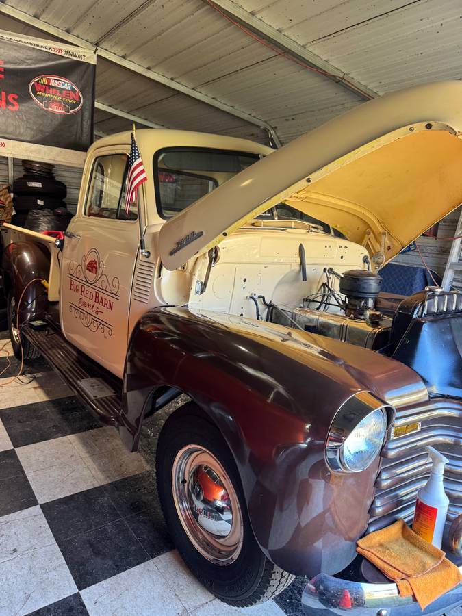 Five-window-three-quarter-ton-chevrolet-1953-brown-12