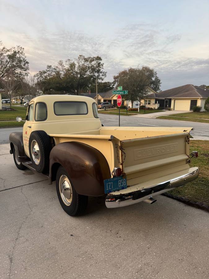 Five-window-three-quarter-ton-chevrolet-1953-brown-2