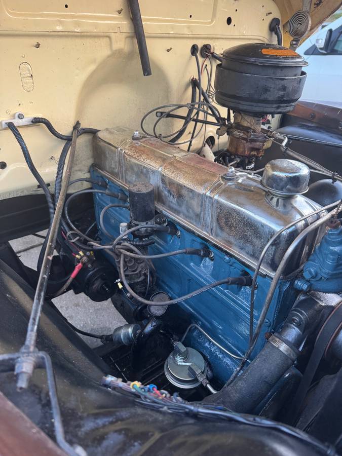Five-window-three-quarter-ton-chevrolet-1953-brown-4