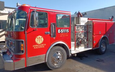 Fmc-fire-truck-diesel-1988-red-11