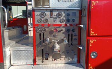 Fmc-fire-truck-diesel-1988-red-5