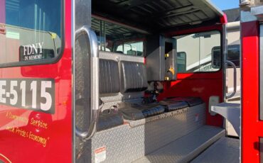 Fmc-fire-truck-diesel-1988-red-6