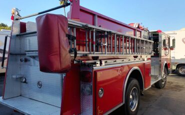 Fmc-fire-truck-diesel-1988-red-9