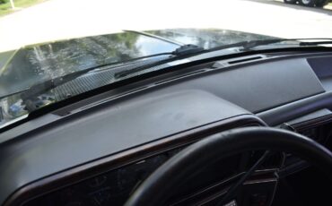 Ford-1-Ton-Trucks-1988-Pickup-Truck-18