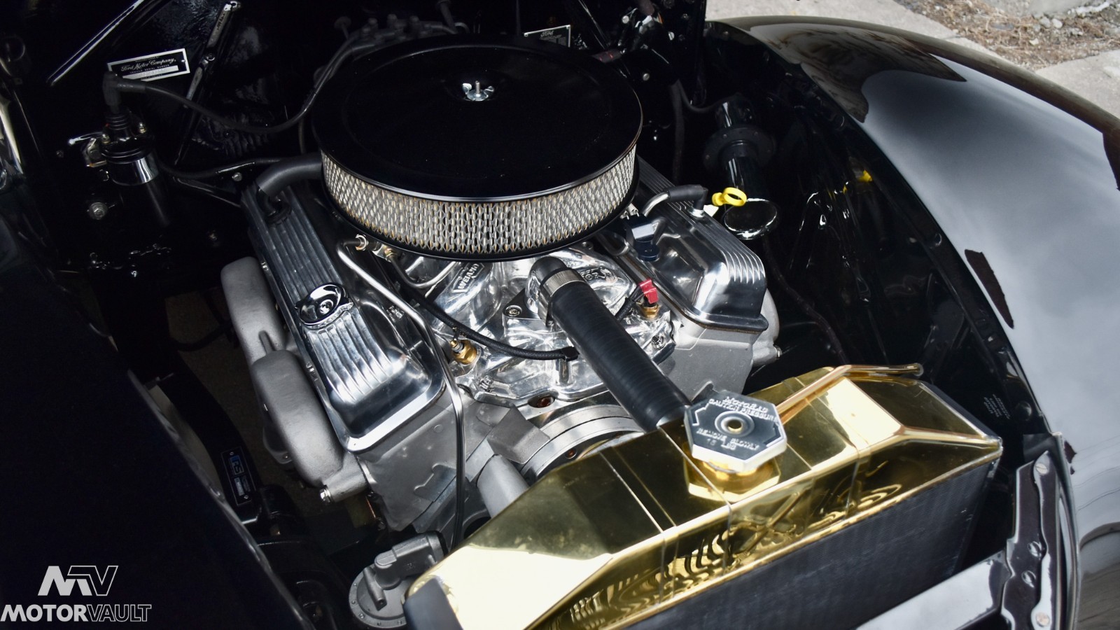 Ford-12-Ton-Pickup-1940-Truck-10