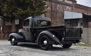Ford-12-Ton-Pickup-1940-Truck-12