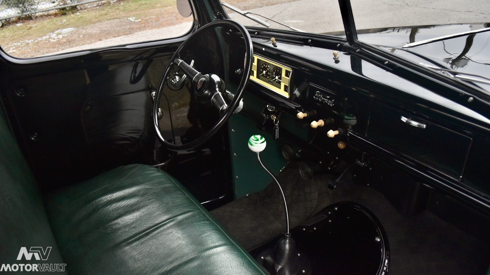 Ford-12-Ton-Pickup-1940-Truck-14