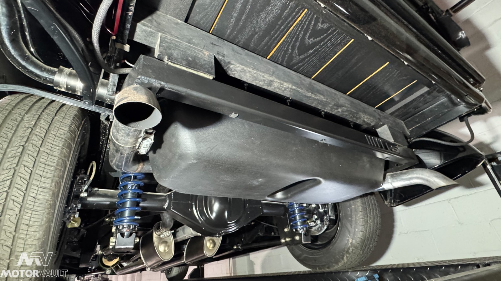 Ford-12-Ton-Pickup-1940-Truck-21