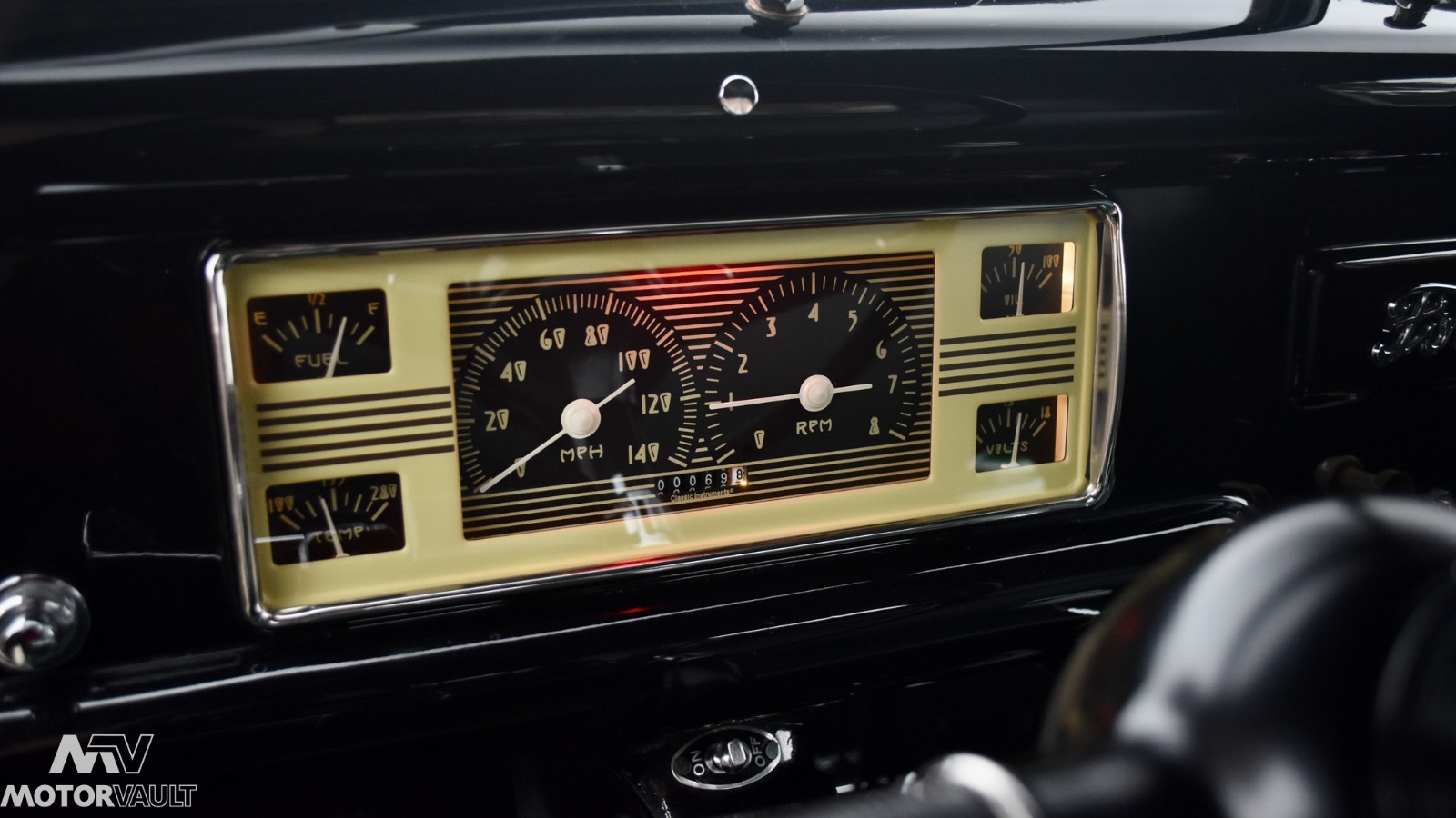 Ford-12-Ton-Pickup-1940-Truck-3