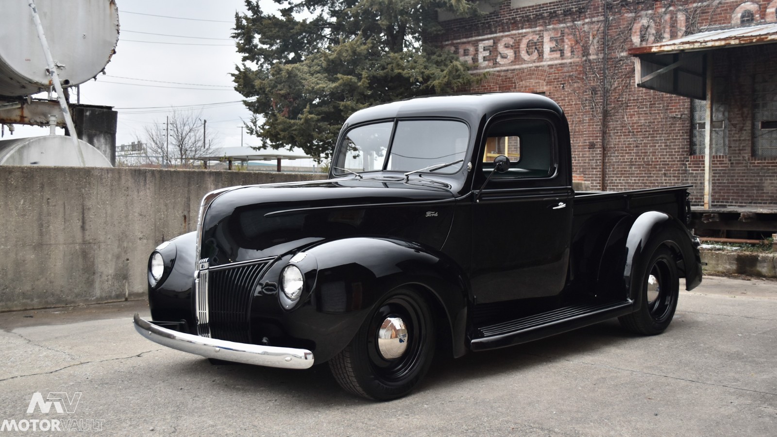 Ford-12-Ton-Pickup-1940-Truck-5