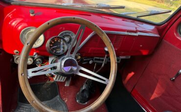 Ford-12-Ton-Pickup-1951-2