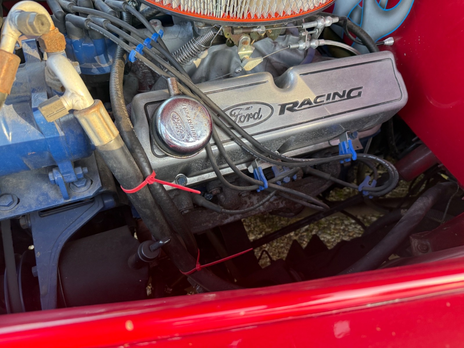 Ford-12-Ton-Pickup-1951-8