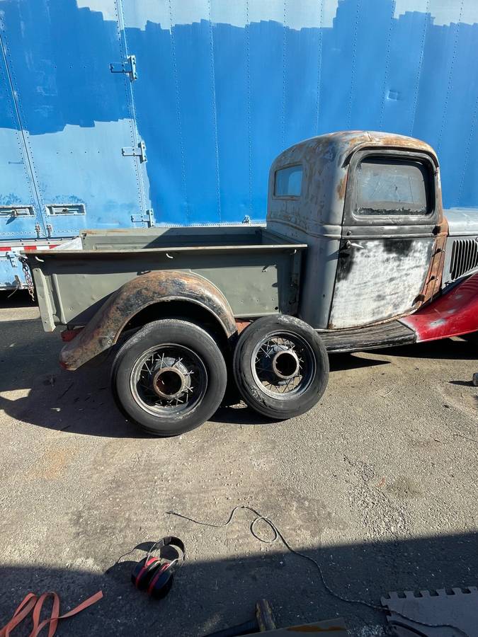 Ford-12-ton-1935-grey-22