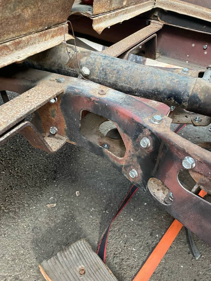 Ford-12-ton-1935-grey-6