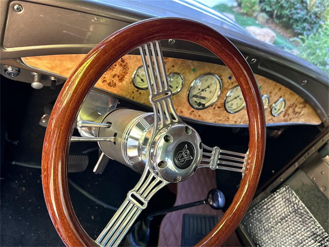 Ford-12-ton-pickup-1931-2-Tone-Bronze-Dark-Brown-4