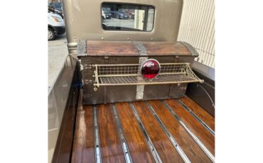Ford-12-ton-pickup-1931-2-Tone-Bronze-Dark-Brown-6