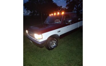 Ford-12-ton-pickup-1990-Maroon-and-White-Red-10