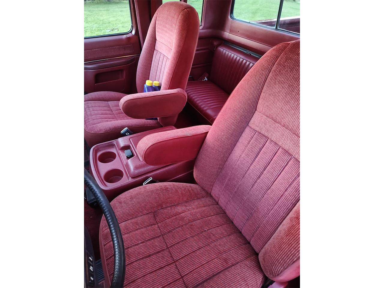 Ford-12-ton-pickup-1990-Maroon-and-White-Red-11