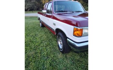 Ford-12-ton-pickup-1990-Maroon-and-White-Red-8