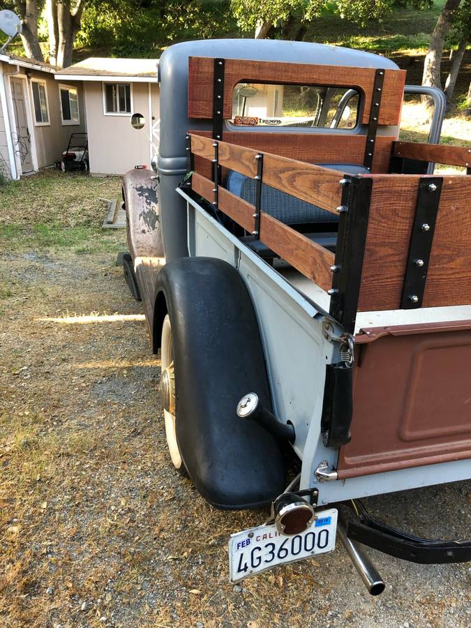 Ford-12-ton-truck-1937-grey-4