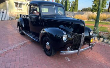 Ford-1940-black-2