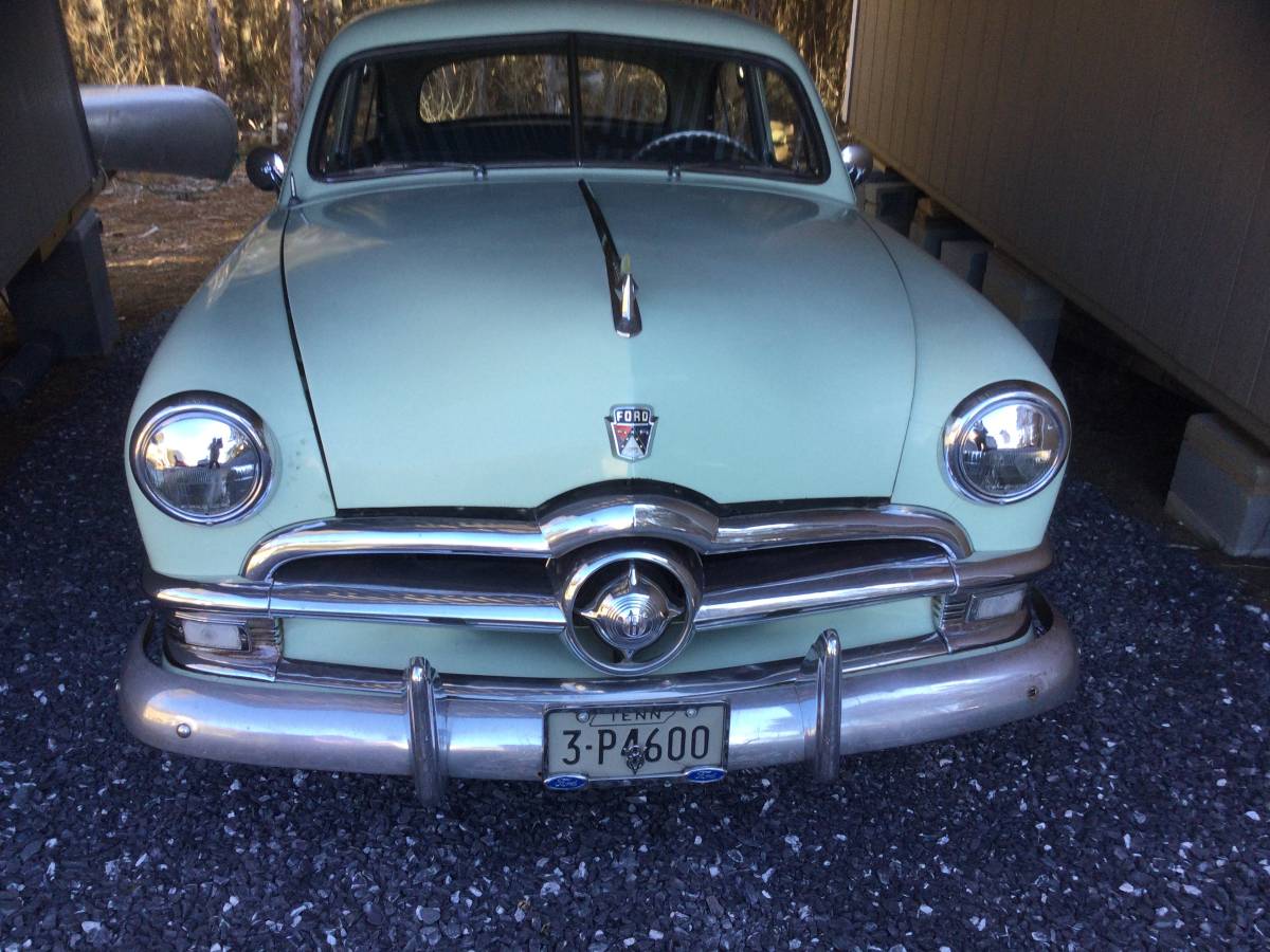 Ford-1950-green-1