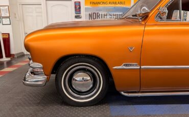 Ford-2-Door-Custom-1951-2-Door-17