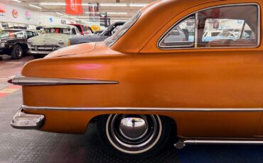 Ford-2-Door-Custom-1951-2-Door-21