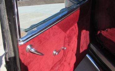 Ford-2-door-sedan-1934-black-7