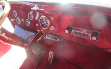 Ford-2-door-sedan-1934-black-8