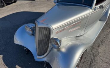 Ford-2-door-sedan-street-rod-AC-1934-Sedan-17